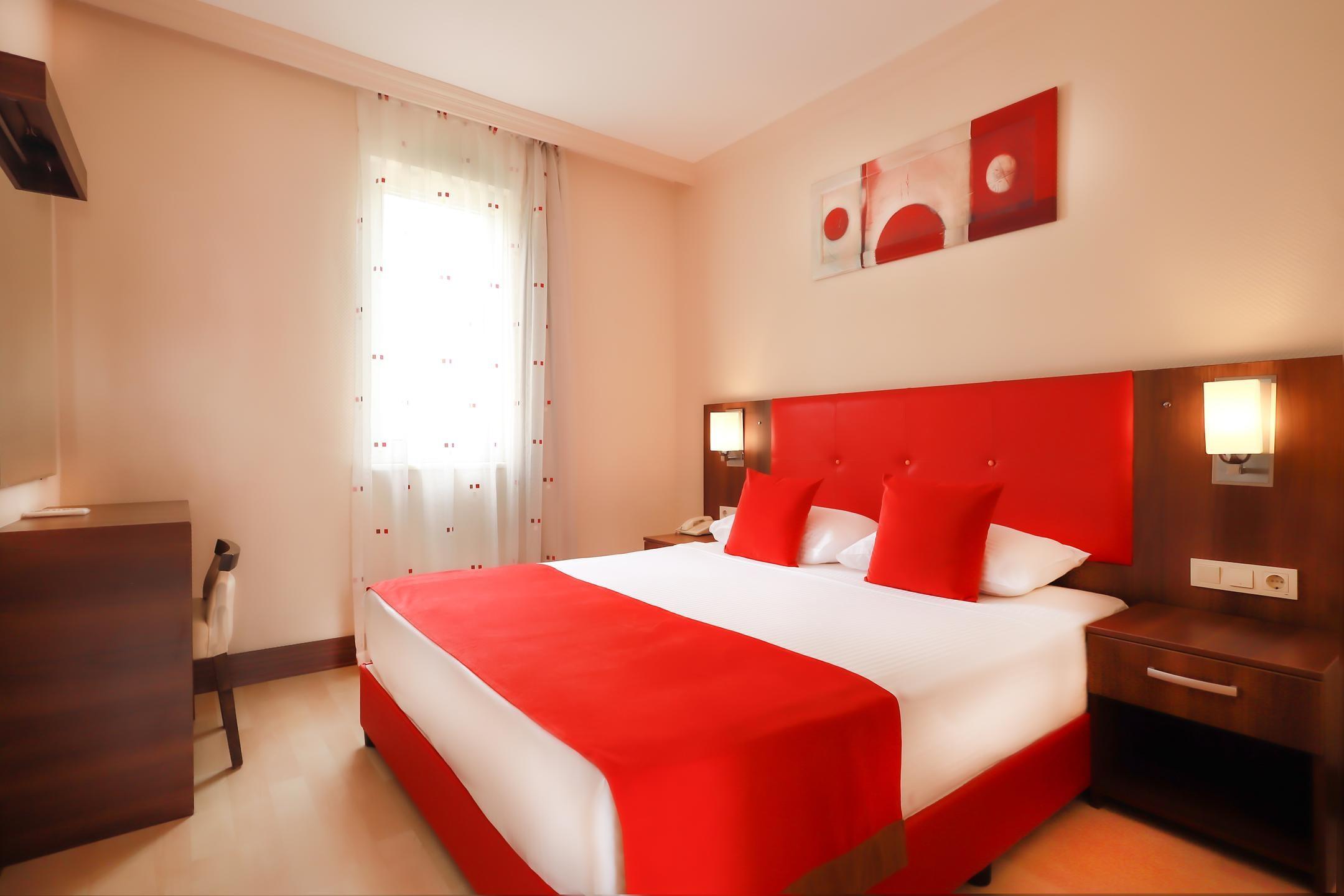 Side Kum Hotel — 4