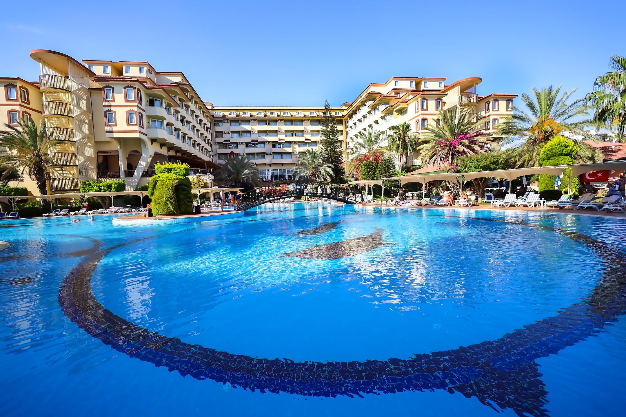 Nova Park Hotel
