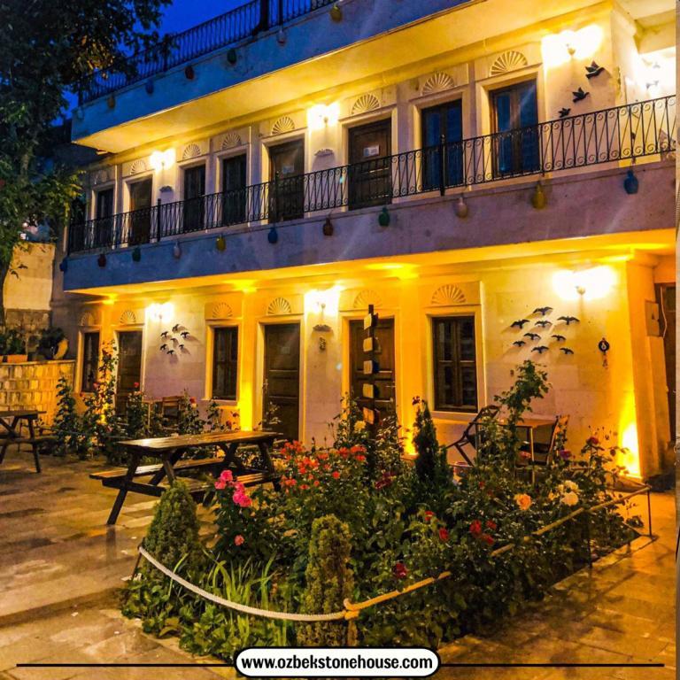 Özbek Stone House