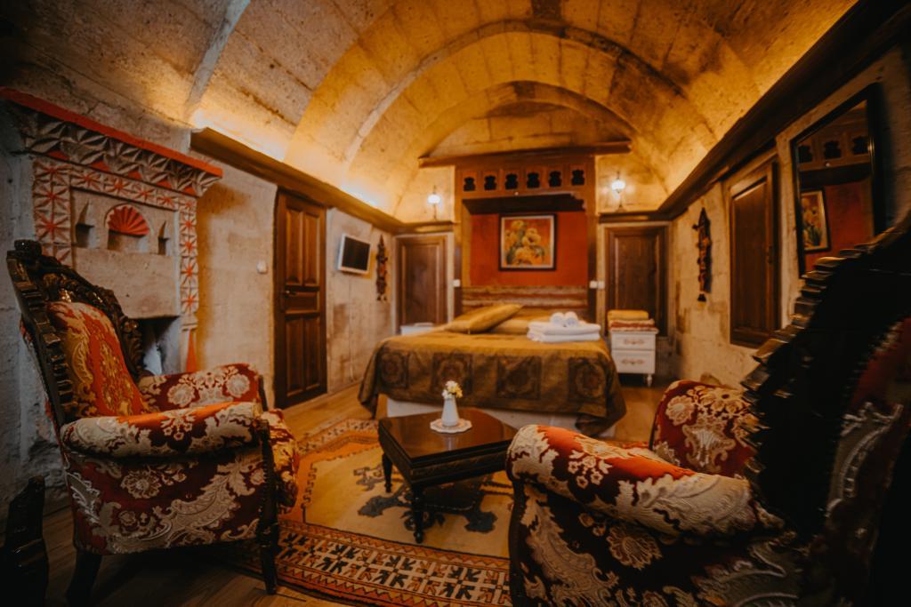 Helios Cave Hotel — 10