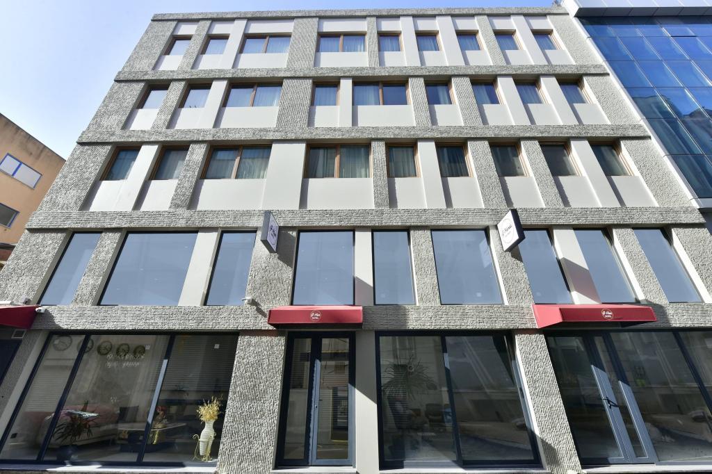 G-Han Hotel — 1