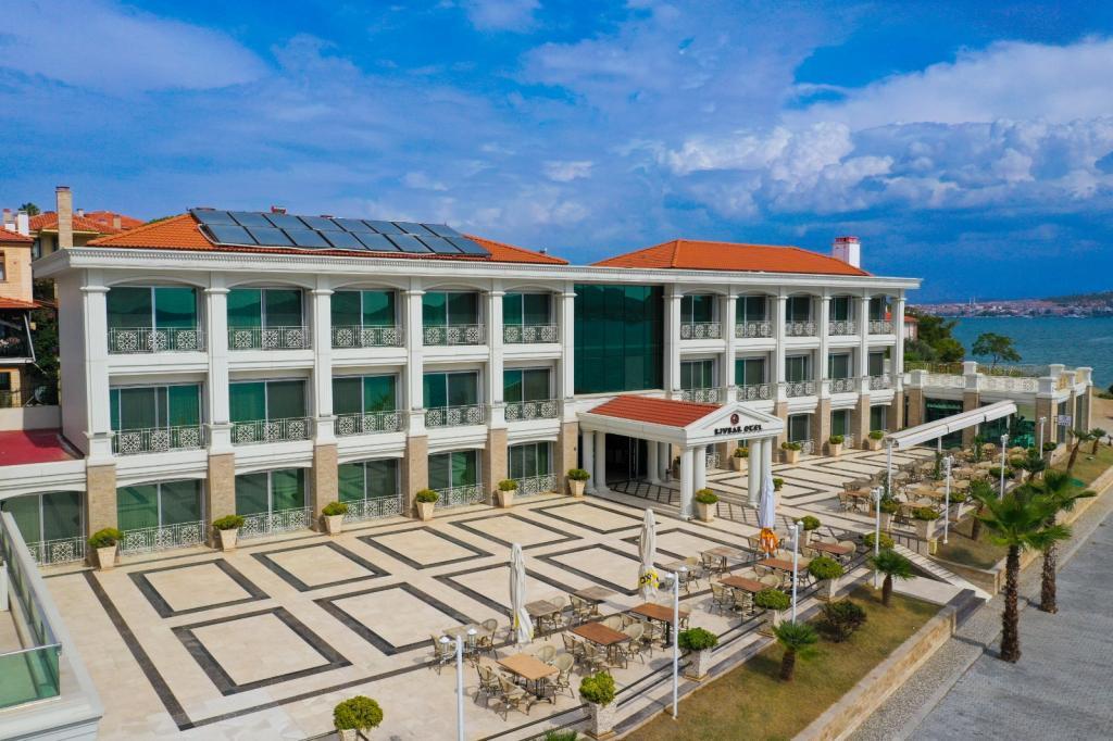 Cunda Kıvrak Otel