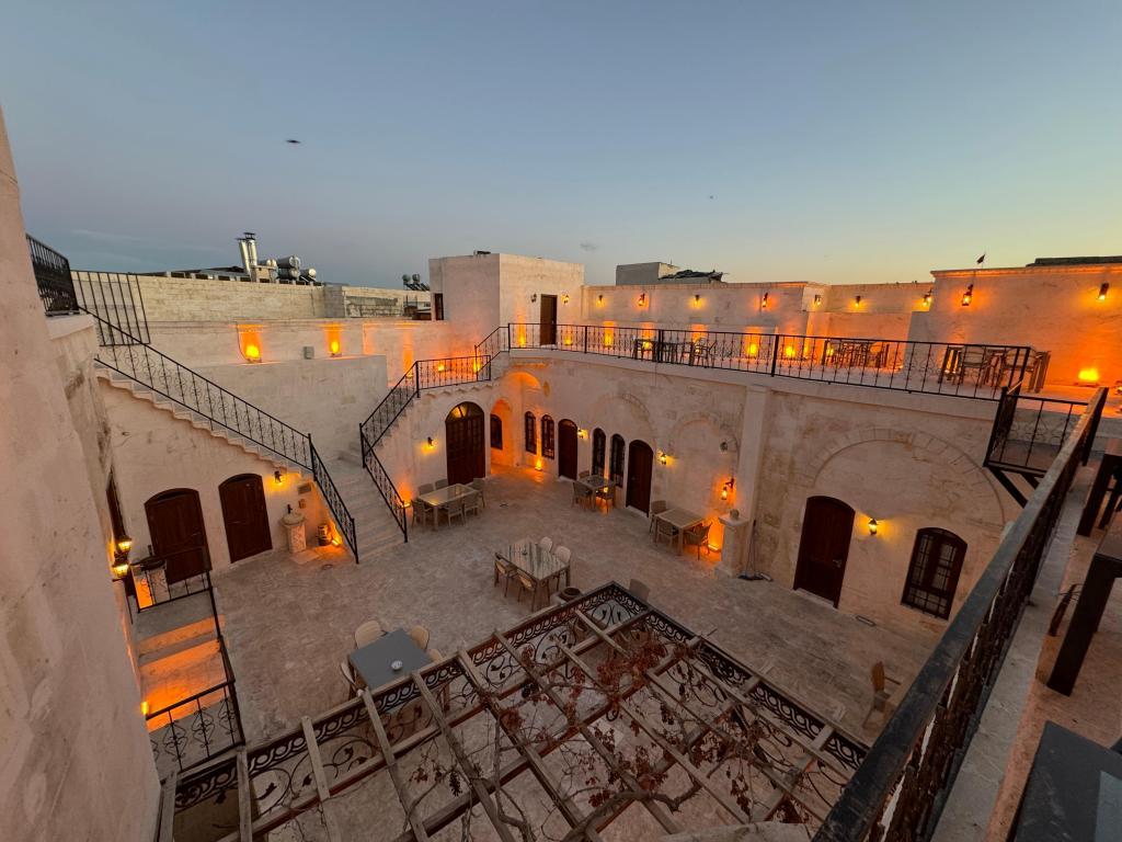 Efruzhan Hotel — 1