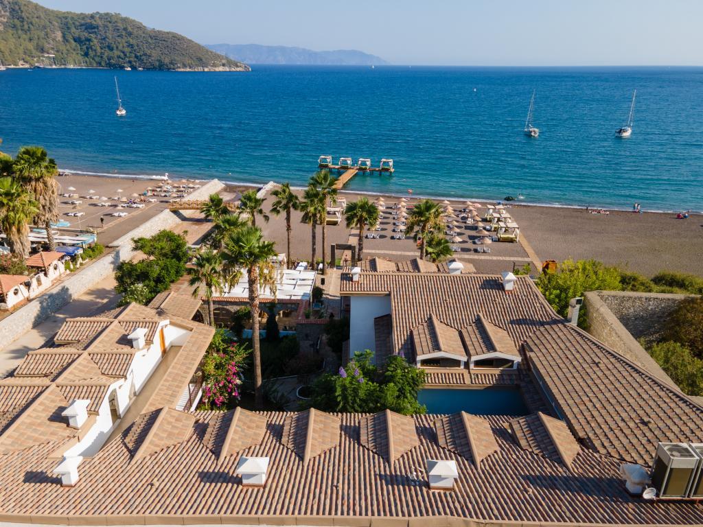 Ekincik Beach Hotel — 2