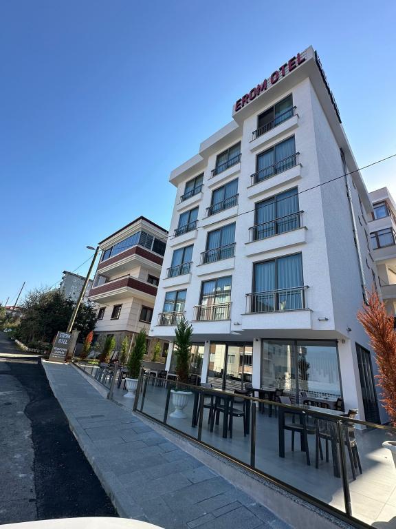 Erom Otel