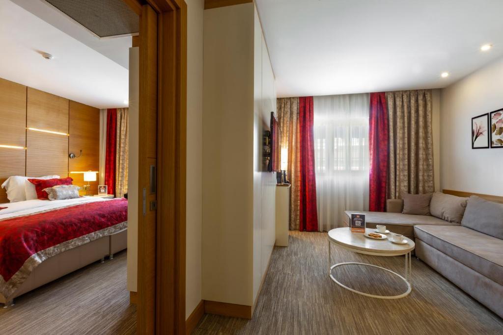 Kuhla Otel — 8