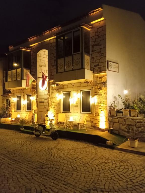 Lamur Otel Çeşme — 10