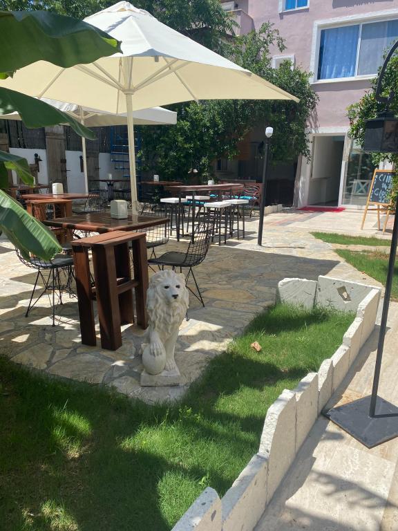 Mavi Hotel — 1