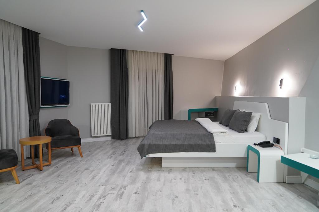 Midis Otel — 7