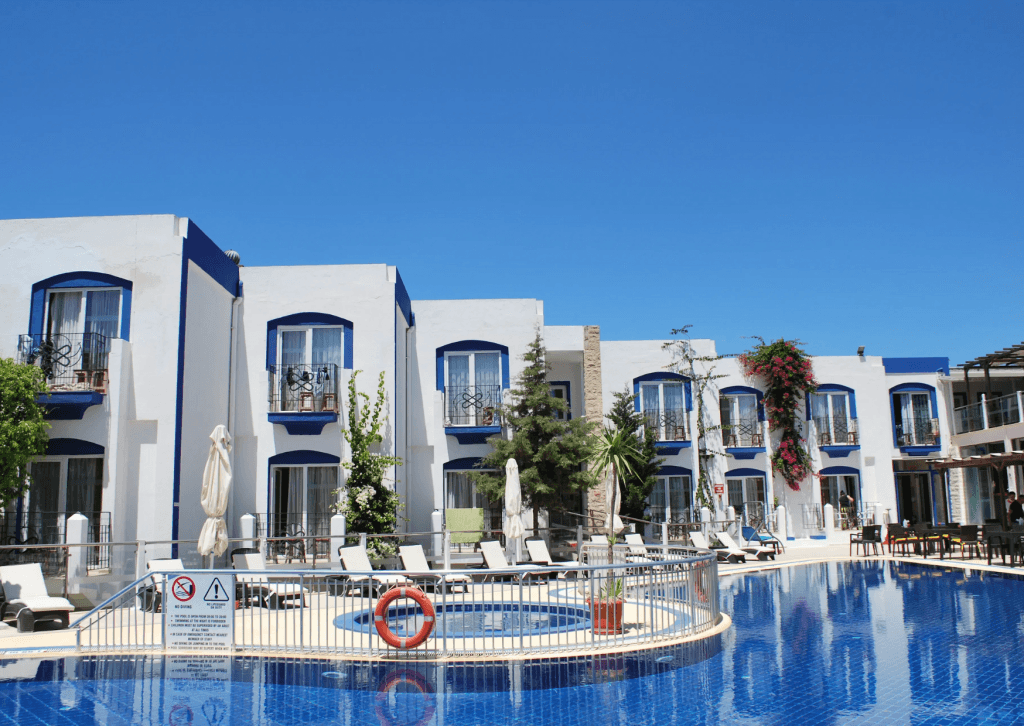 Serpina Hotel — 3