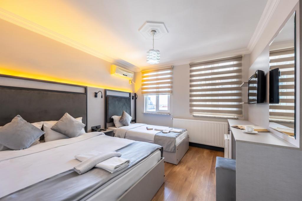 Taksim Trust Hotel — 4
