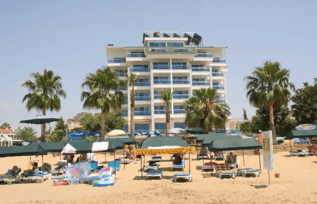 Venessa Beach Hotel — 1