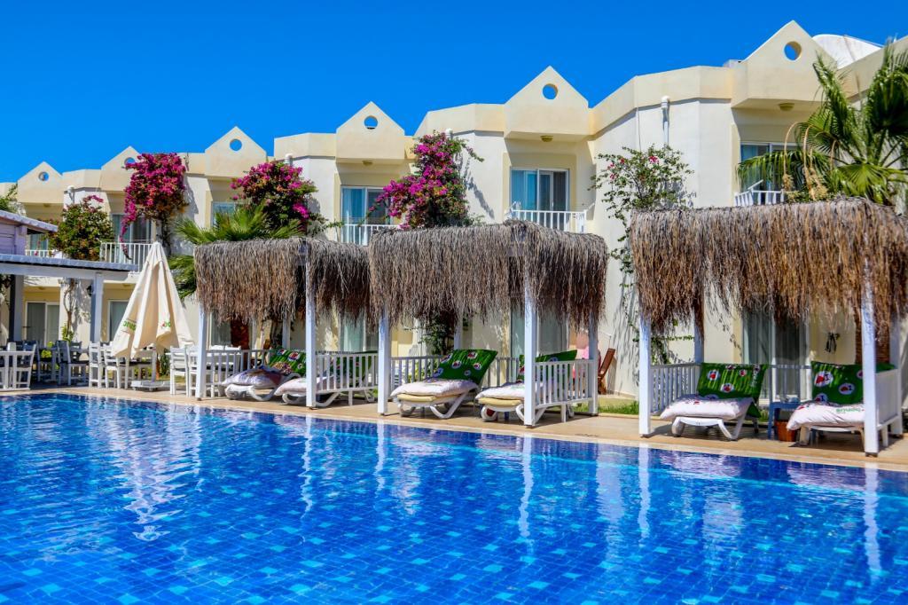 Viras Hotel — 1