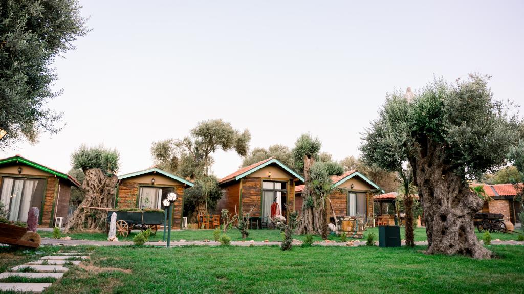 Serender Bungalov Otel Foça