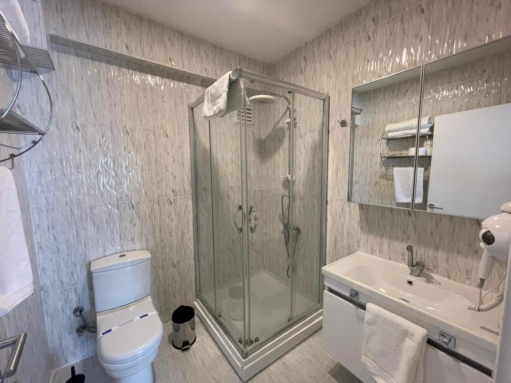On4 Rooms Suites — 7