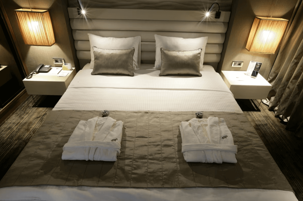 RYS Hotel & Restaurant — 6