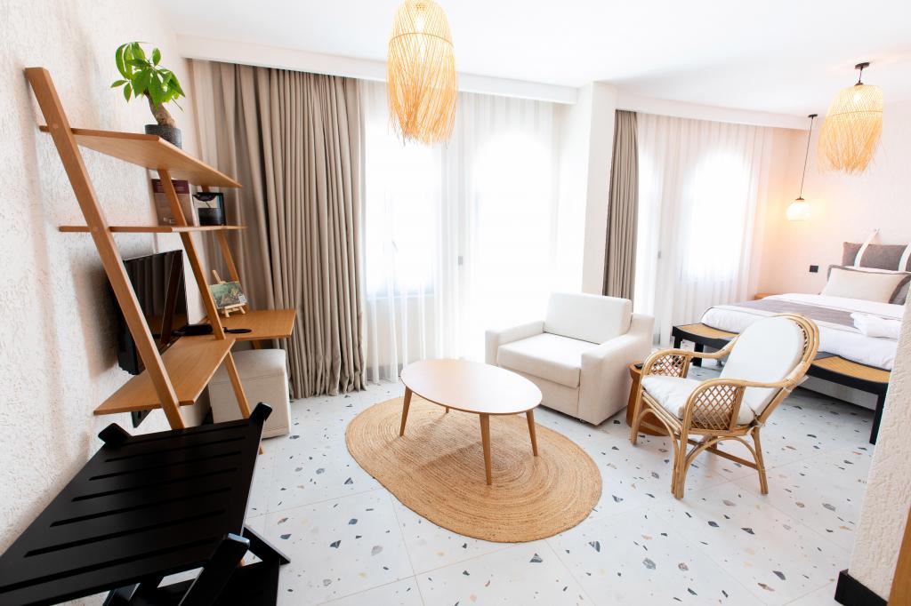 Elysium Garden Hotel — 3