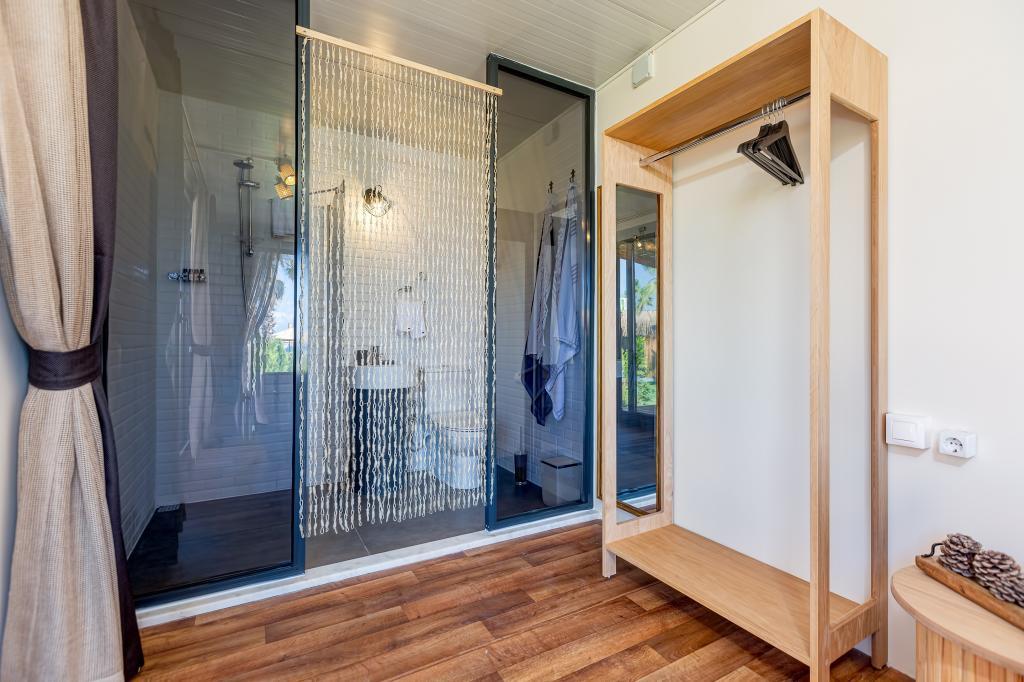 Anda Beach Bistro Rooms — 8
