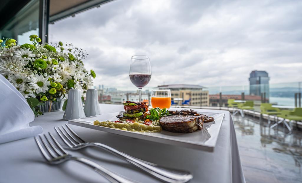 Point Hotel Taksim — 5
