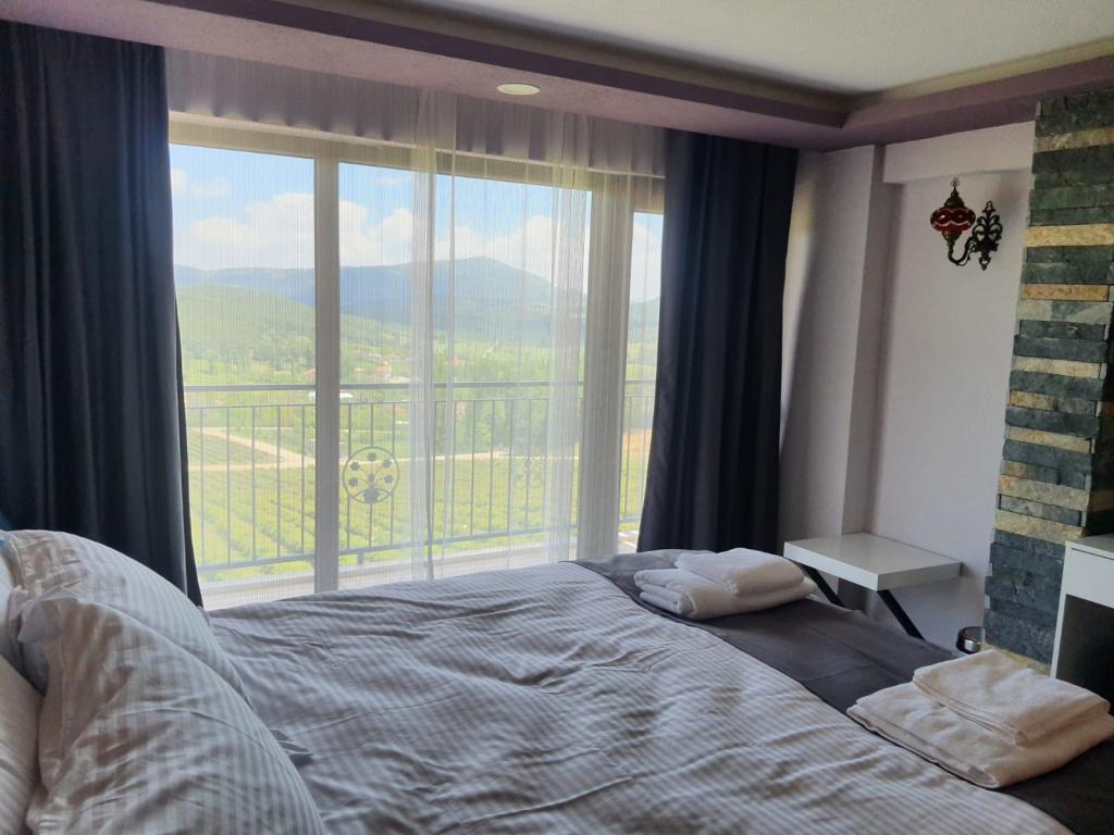 La Vie En Rose Otel — 2