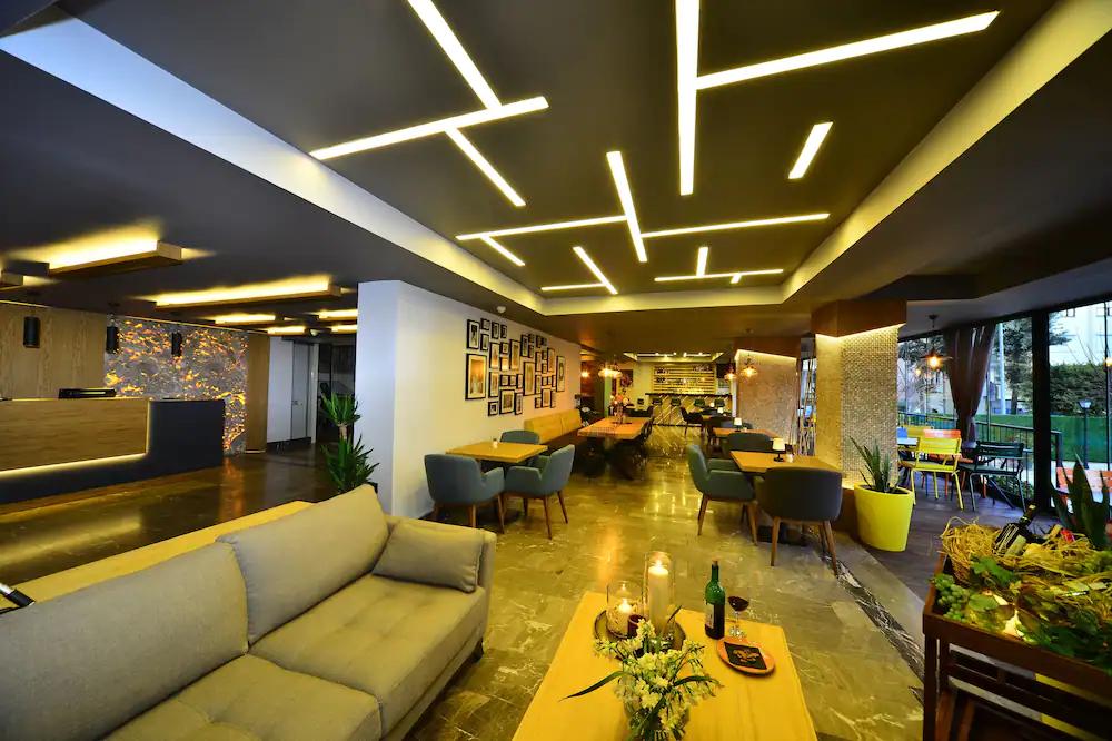 Prince Hotel — 7