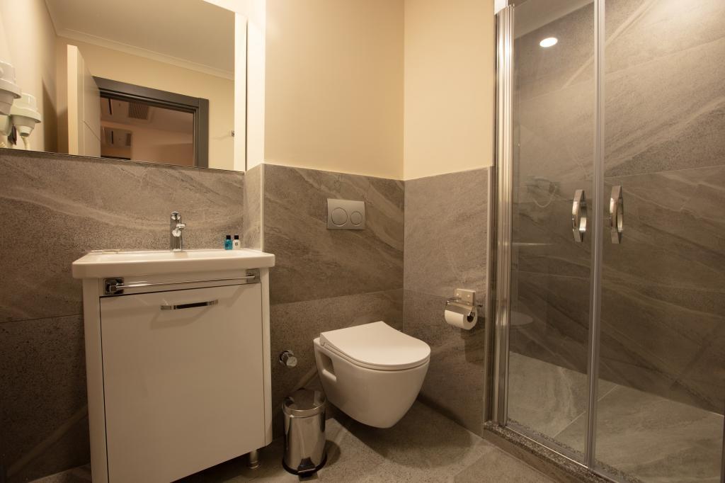 Valent Otel Business — 4