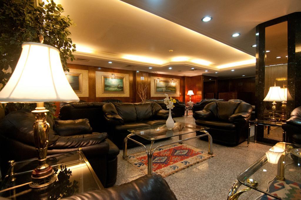 Grand Hilarium Hotel — 1