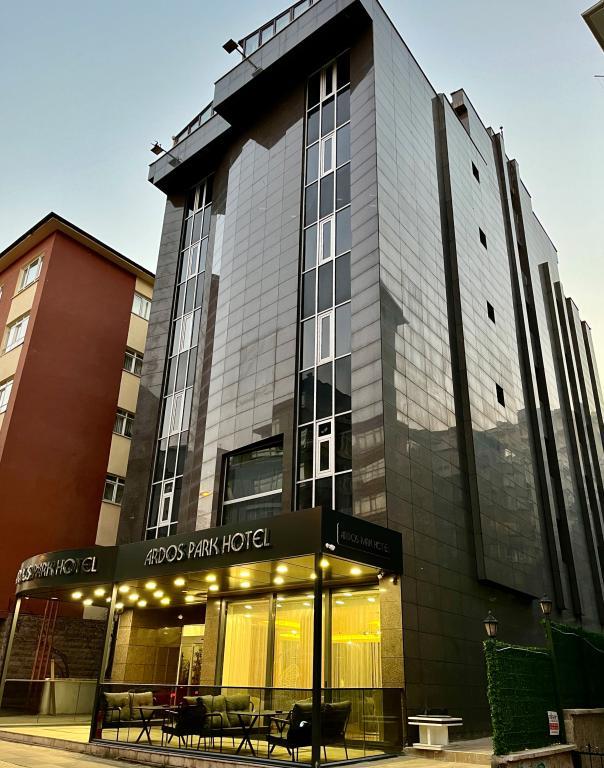 Ardos Park Hotel — 1