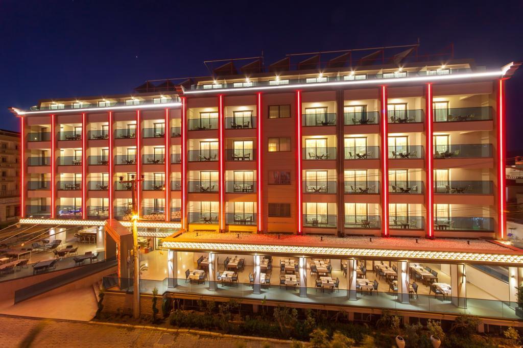 Aurasia Design Hotel — 1