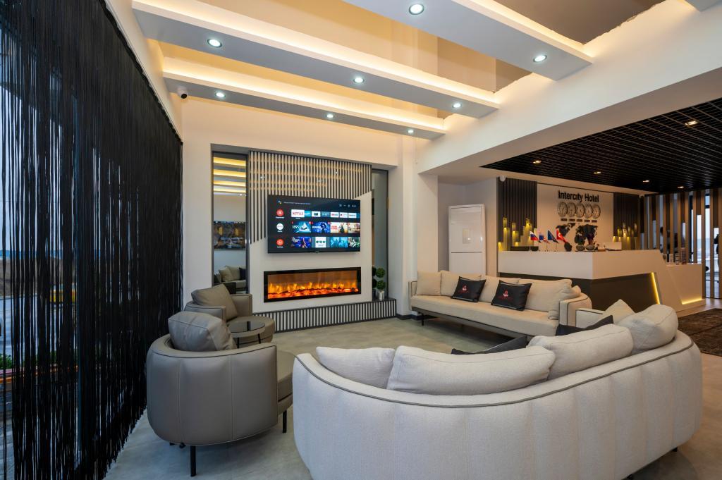 Intercity Airport Hotel — 9