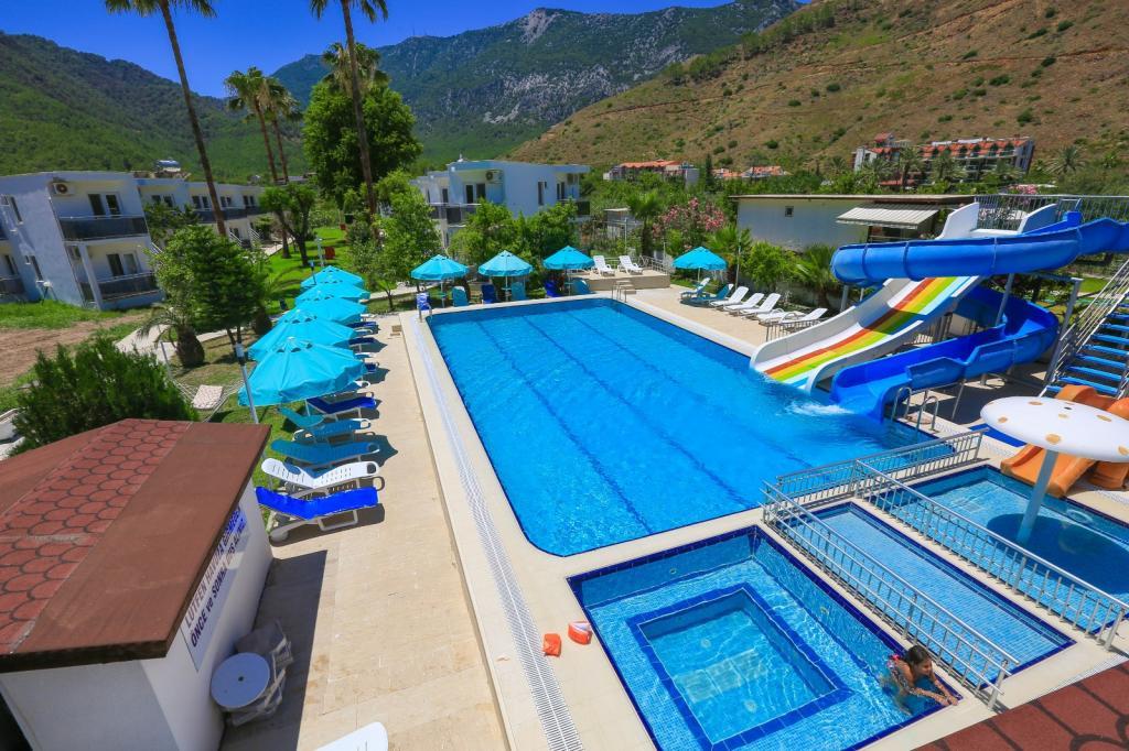 Hotel Albos
