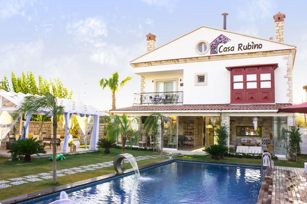 Casa Rubino Butik Otel Alaçatı