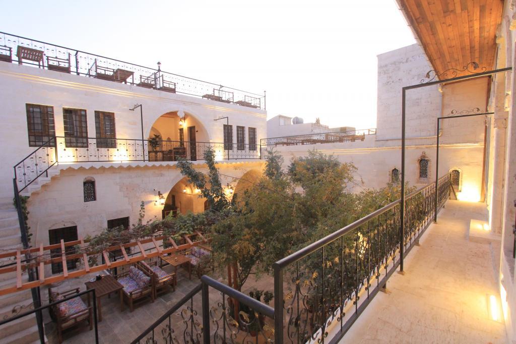 Nahrin Hotel & ART — 1