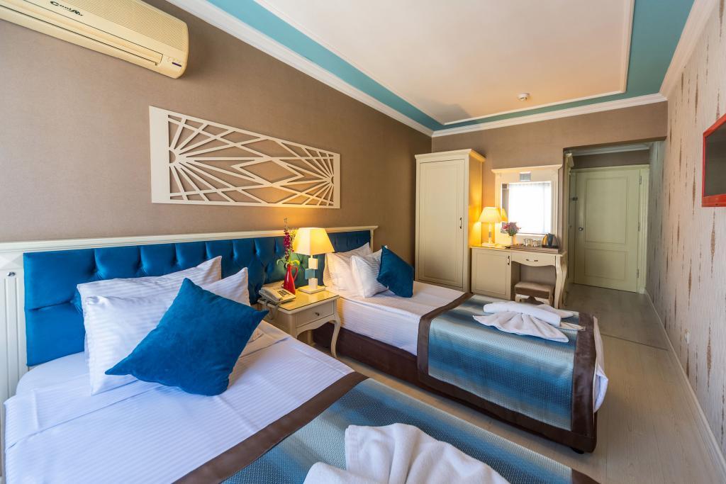 Viva Deluxe Hotel — 6