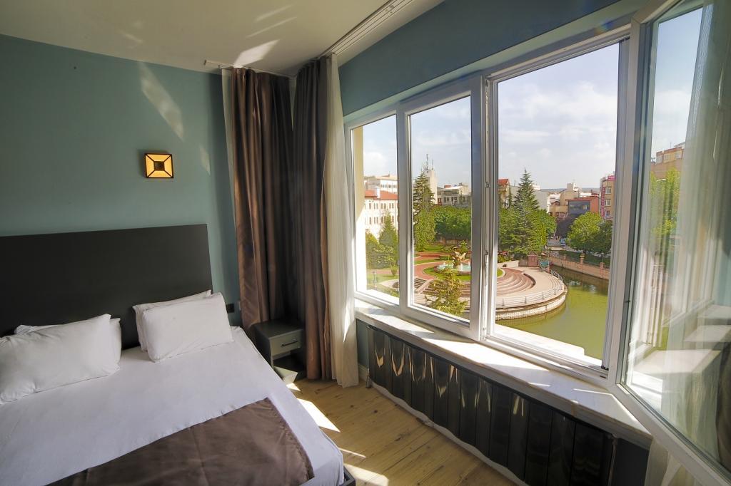 Atos Otel — 4
