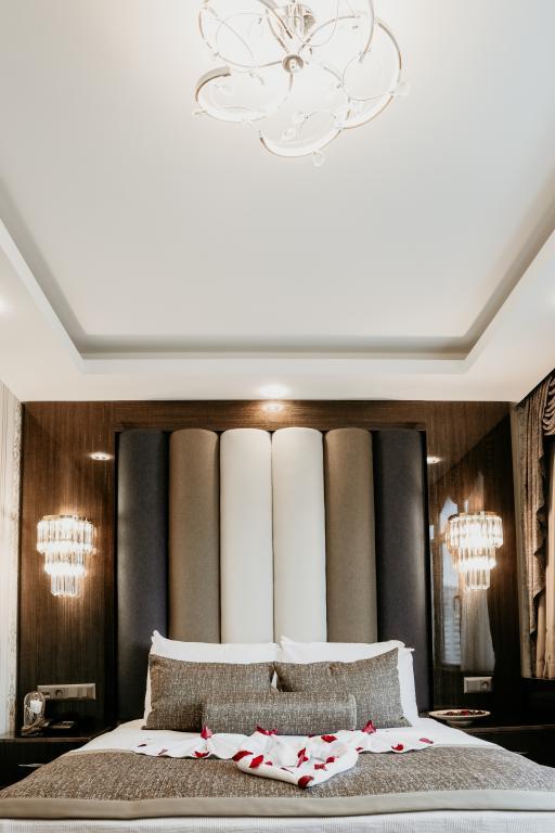 Grand Lark Otel — 4