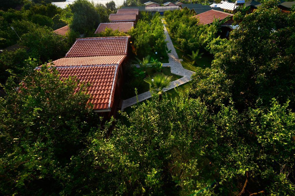 Yildiz Pansiyon  Bungalows — 2