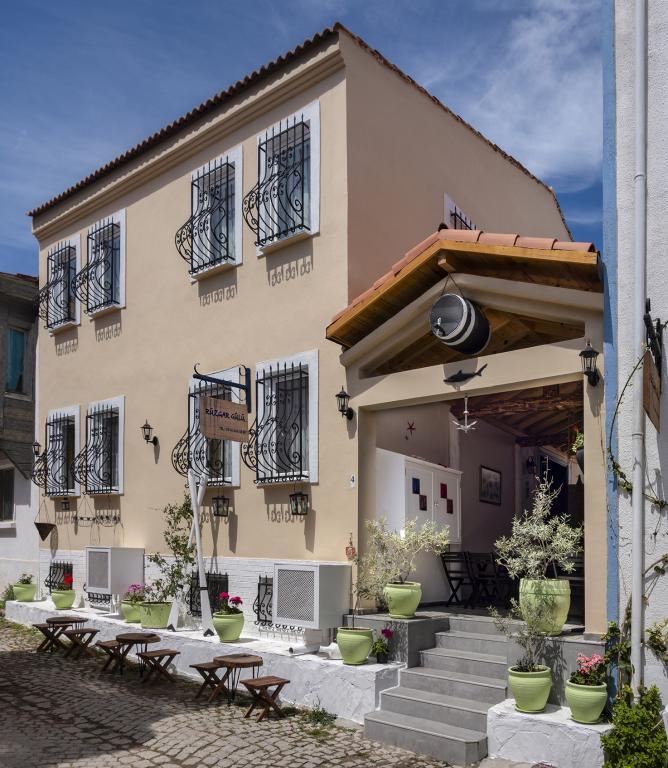 Rüzgar Gülü Otel — 2