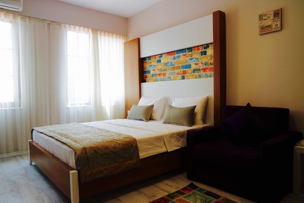 Ale Boutique Apartments — 8