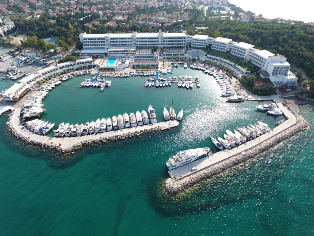 Altın Yunus Hotel Spa Çeşme — 10