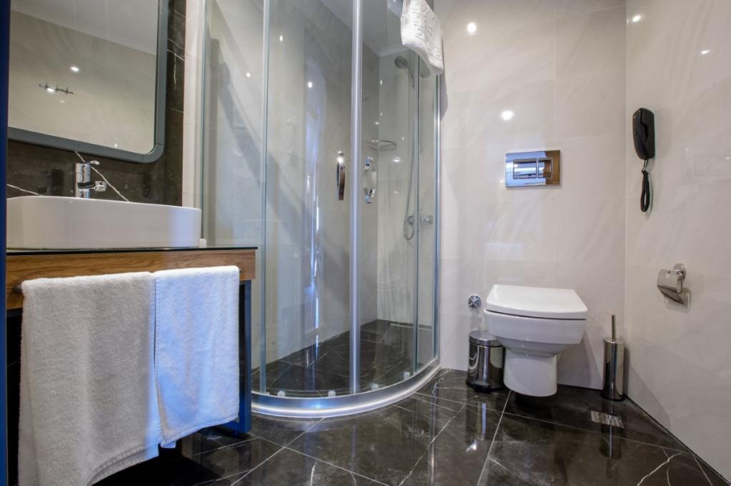 Kayhan City Hotel — 5
