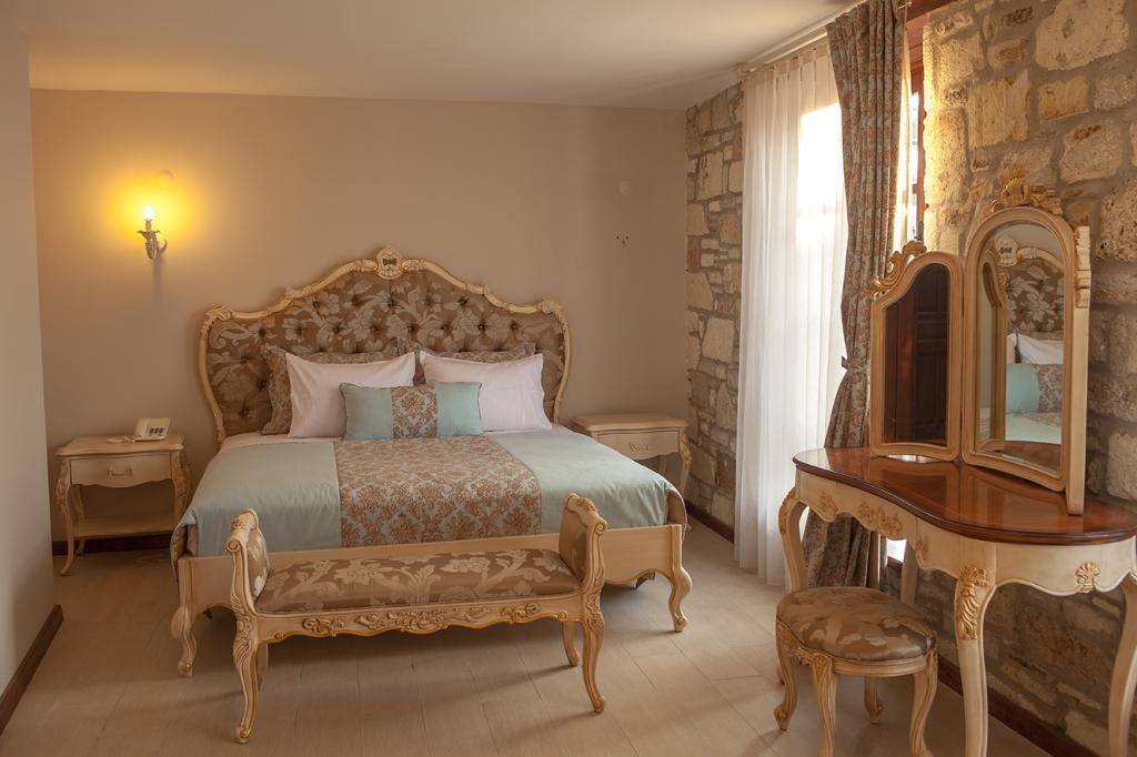 La Petra Otel — 10