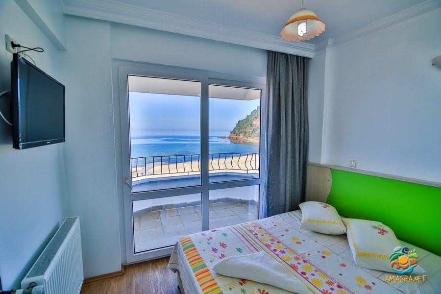 Çakraz Sahil Motel — 6