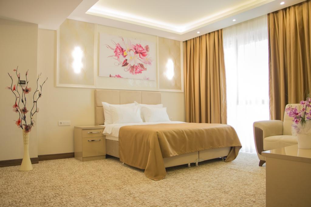 Goldhan Hotel — 3