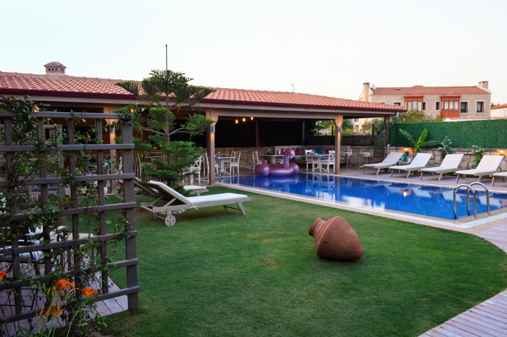 Fehmibey Alaçatı Otel — 6