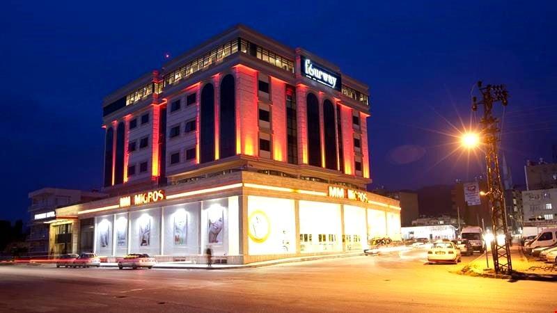 Fourway Hotel — 1