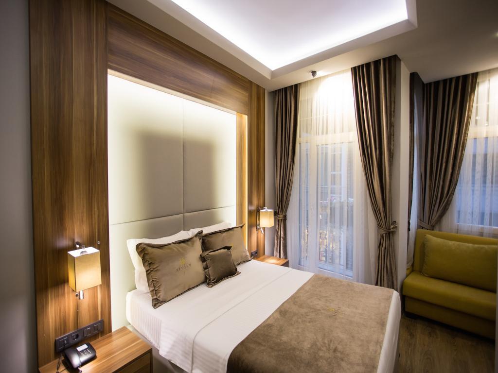 Bonne Sante Hotel — 4