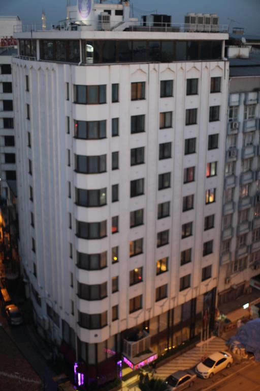 Park Royal Hotel Luxury