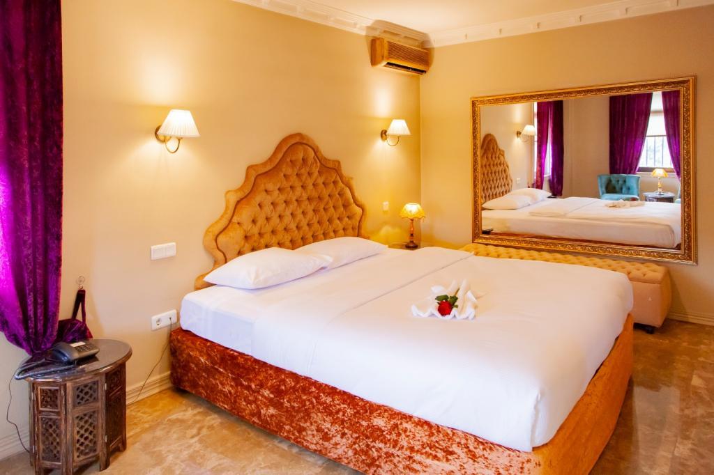 AlaHan Hotel — 8