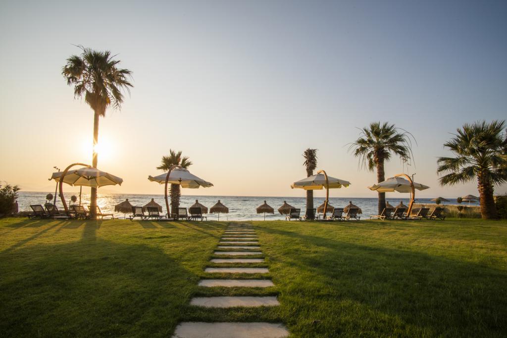Maia Luxury Beach Hotel & SPA — 7